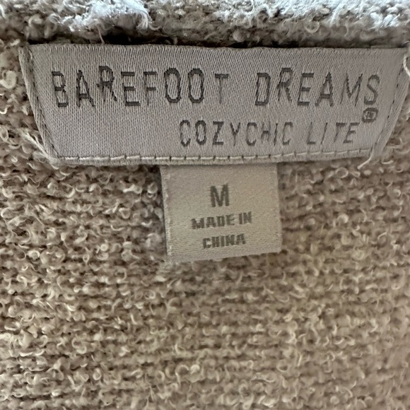 Barefoot Dreams Circle Cardi Cardigan Tan Cozychic Sweater. Medium - Picture 11 of 13